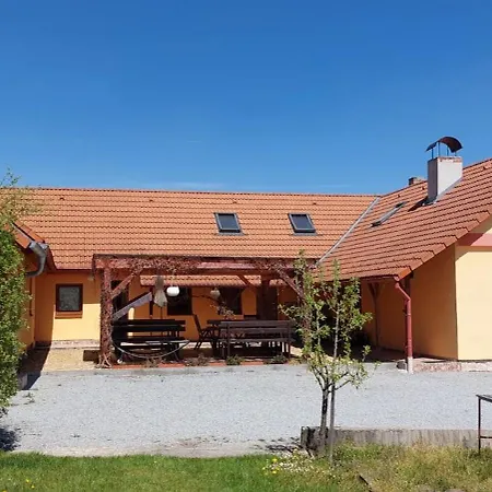 Apartmany-vcelka شقة Hranice u Novych Hradu